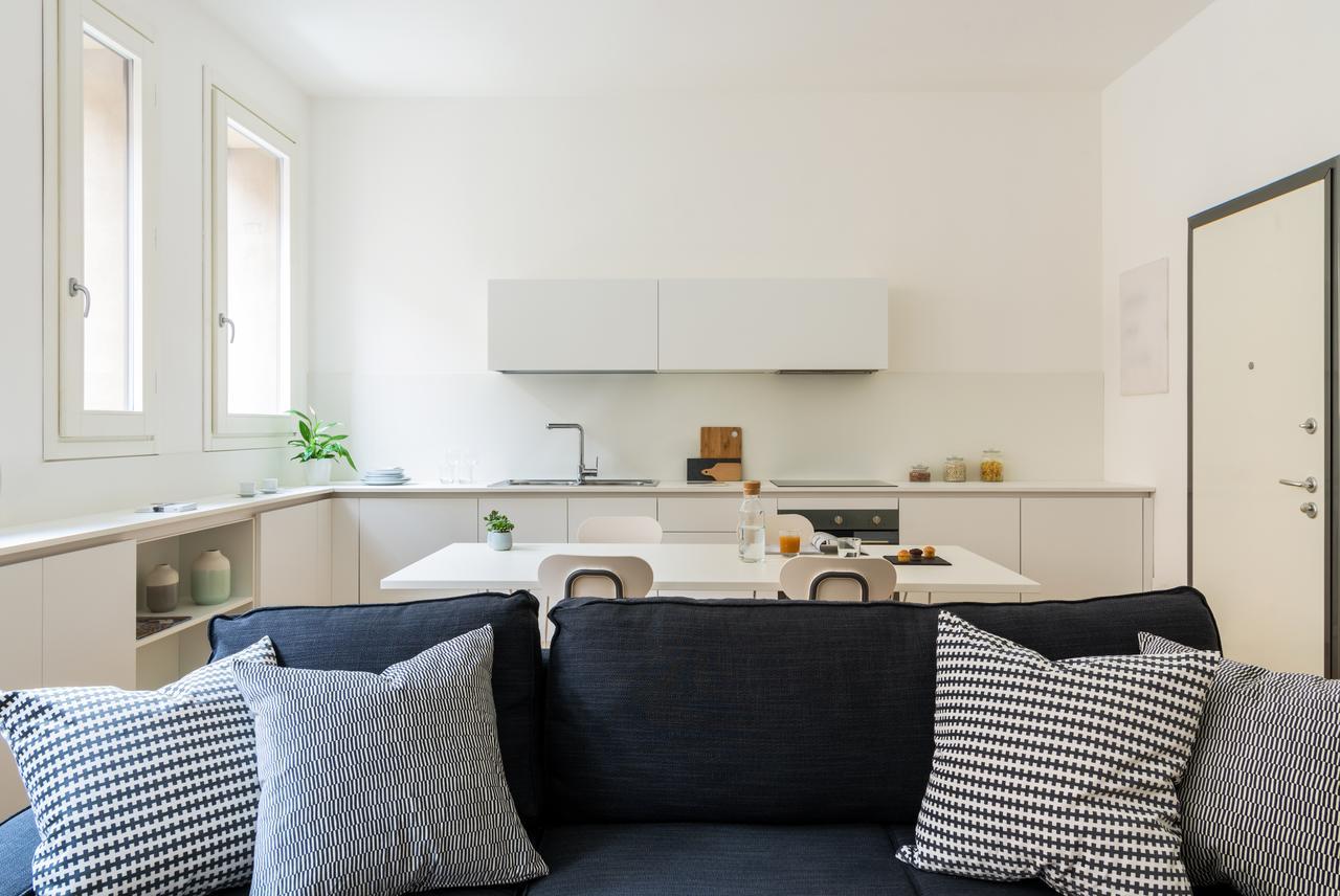 Altido Lovely 1-Bed Flat With Balcony & Free Parking Milan Exterior photo